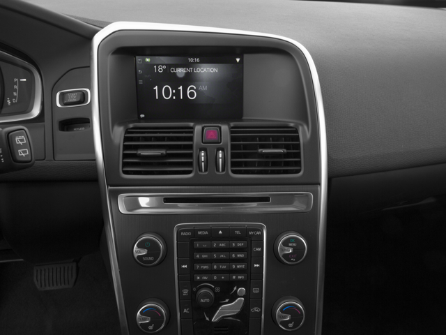 2016 Volvo XC60 T5 Drive-E Platinum