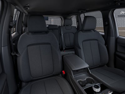 2027 Jeep Grand Cherokee Laredo