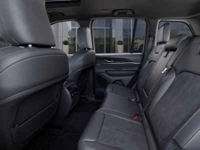 2026 Jeep Grand Cherokee Laredo Altitude