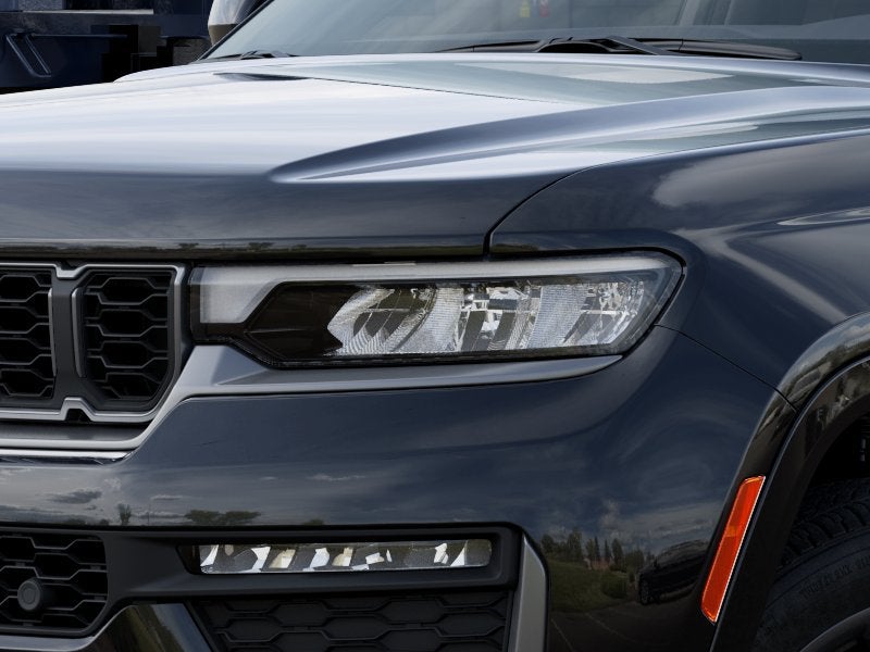 2027 Jeep Grand Cherokee Limited Reserve