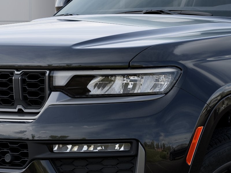 2027 Jeep Grand Cherokee Limited Reserve