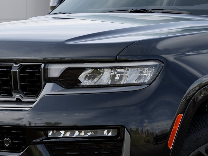 2027 Jeep Grand Cherokee Summit