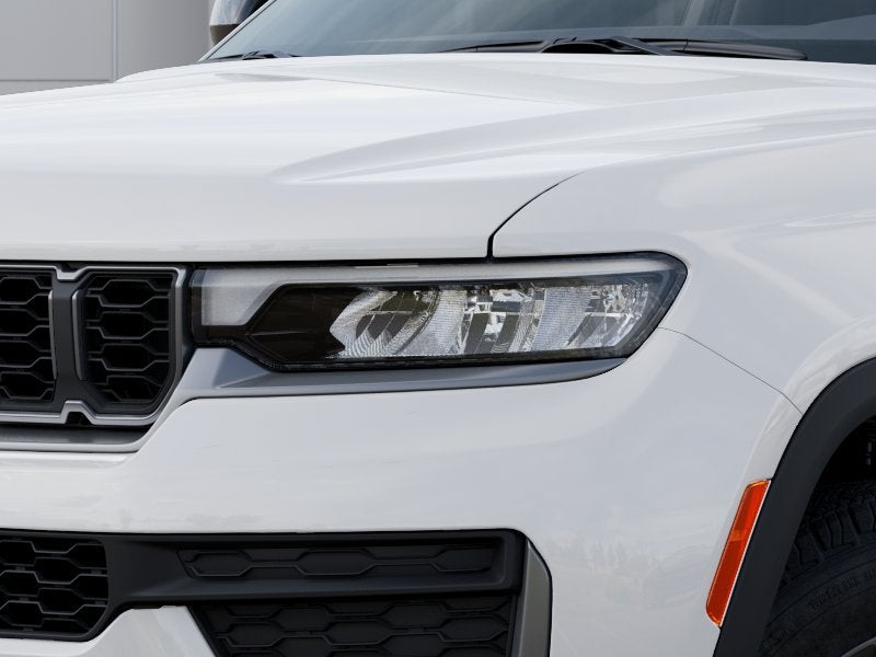 2027 Jeep Grand Cherokee L Laredo Altitude