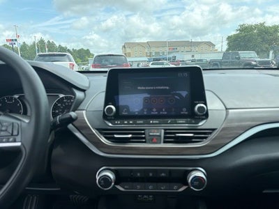 2025 Nissan Altima 2.5 SV