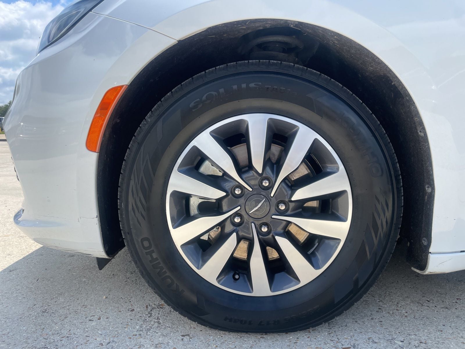 2022 Chrysler Pacifica Hybrid Touring L