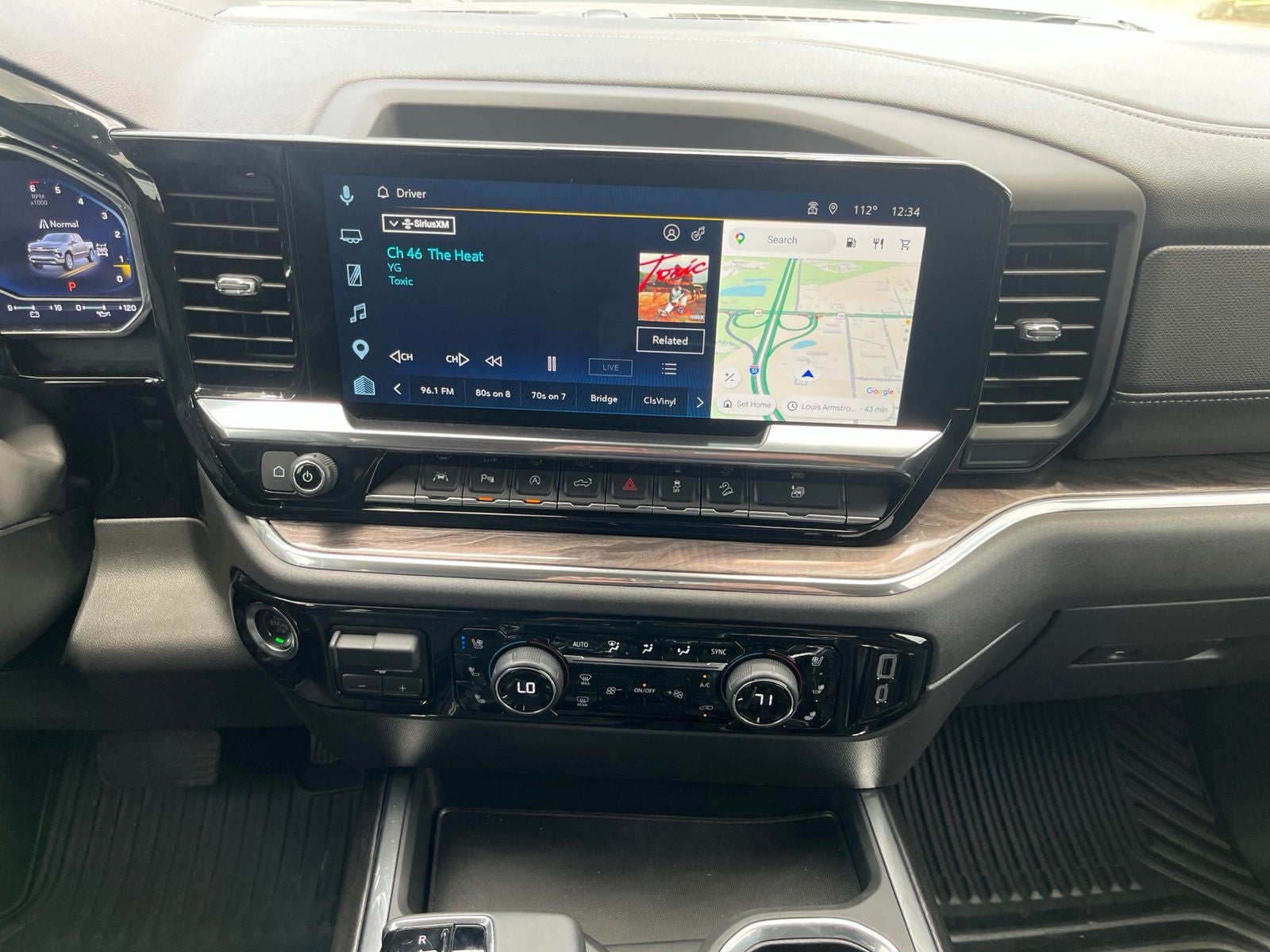 2025 Chevrolet Silverado 1500 LTZ