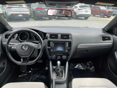 2016 Volkswagen Jetta 1.8T Sport