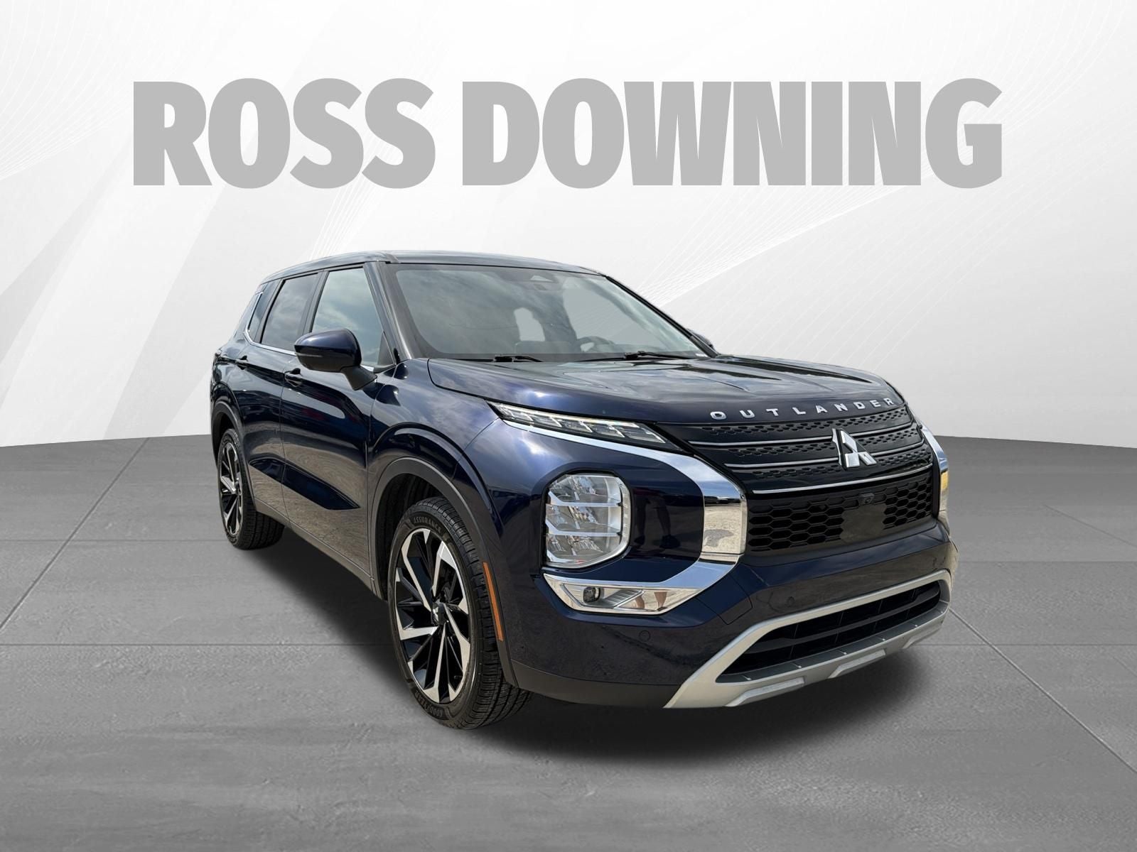 2024 Mitsubishi Outlander Base