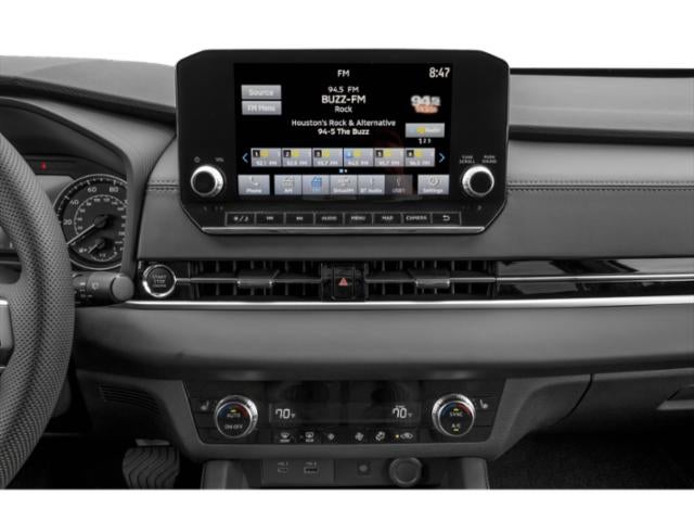 2024 Mitsubishi Outlander Base