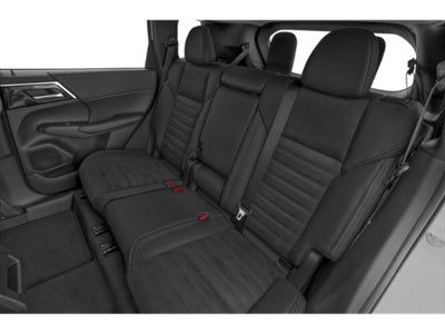 2024 Mitsubishi Outlander Base