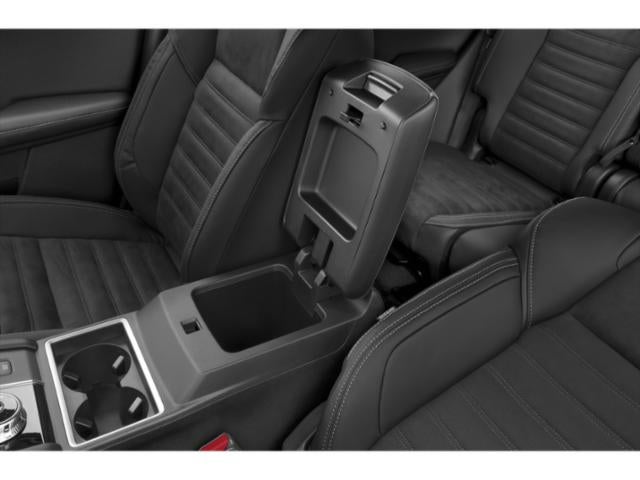 2024 Mitsubishi Outlander Base