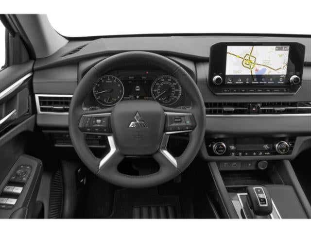 2024 Mitsubishi Outlander Base