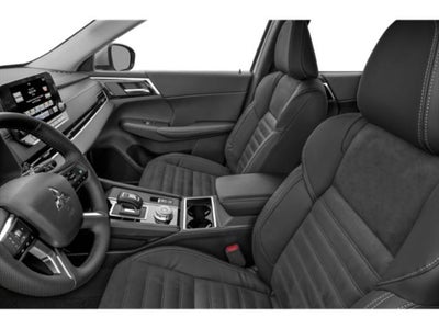 2024 Mitsubishi Outlander Base