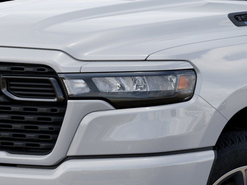 2026 RAM Ram 1500 RAM 1500 EXPRESS CREW CAB 4X2 5'7' BOX