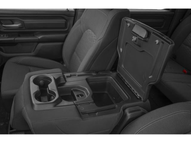 2027 RAM Ram 1500 RAM 1500 EXPRESS CREW CAB 4X4 5'7' BOX